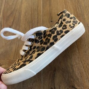 Size 13 Old Navy cheetah print shoes